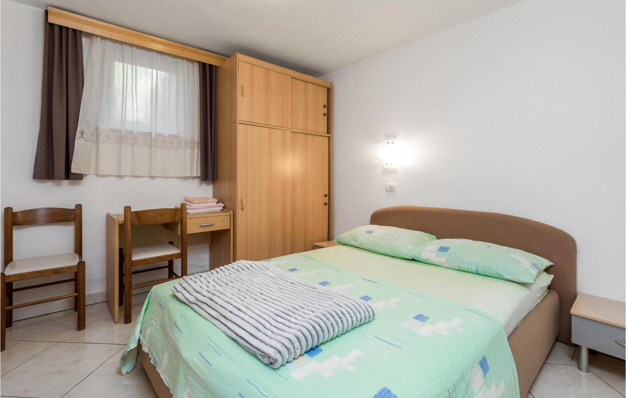 Beach Front Apartment In Punta Kriza With Kitchen Exteriör bild
