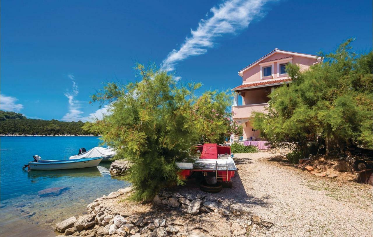Beach Front Apartment In Punta Kriza With Kitchen Exteriör bild